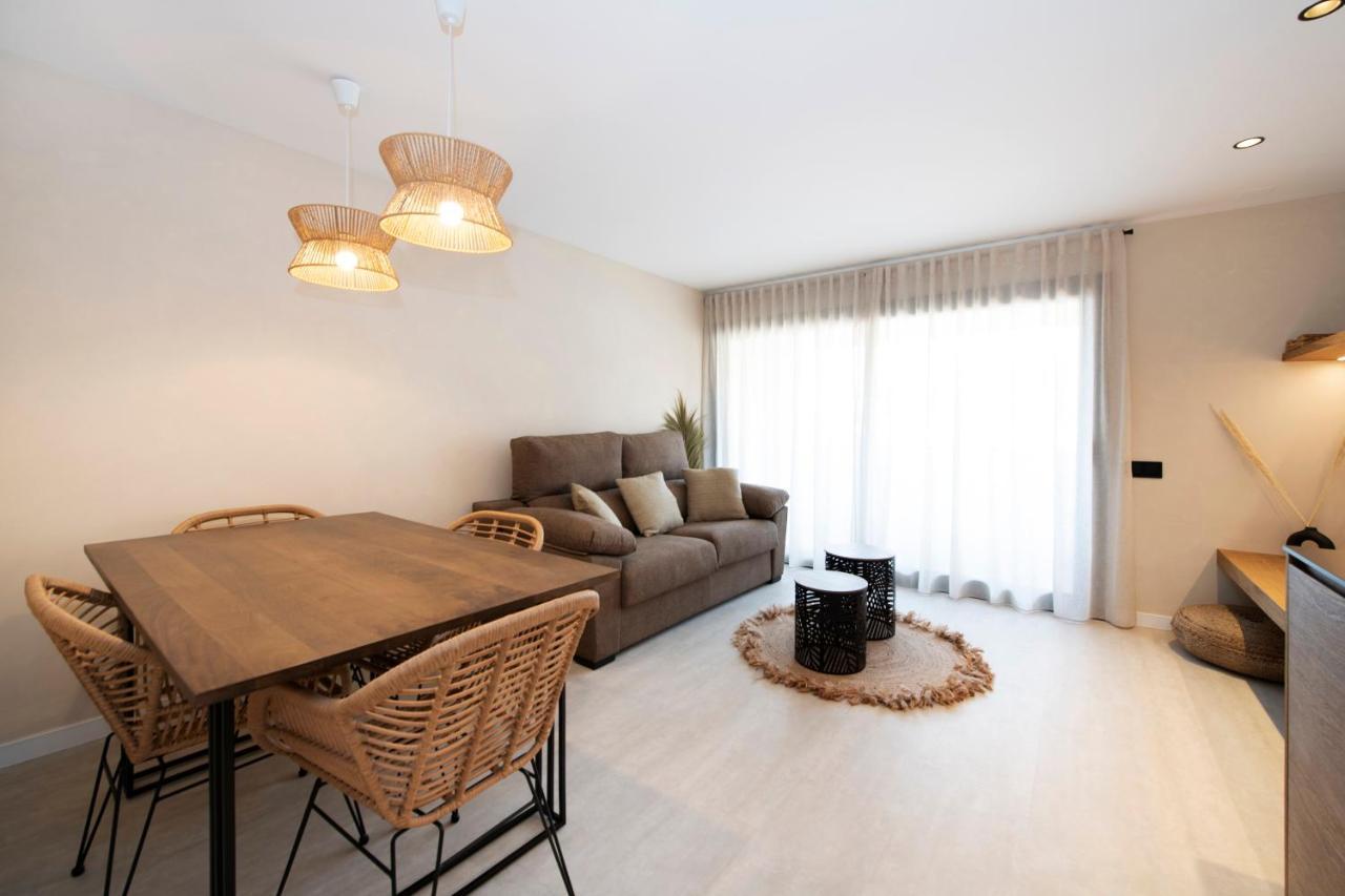 Apartamentos Marplana Castelldefels Exterior foto