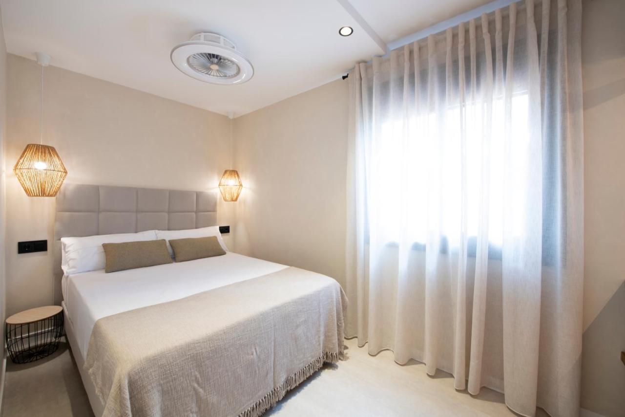 Apartamentos Marplana Castelldefels Exterior foto